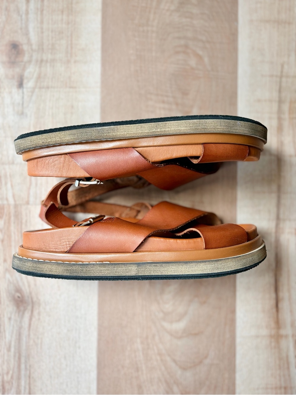 Alohas Marshmellow Women’s Brown Leather Crisscross Sandals Size 8.5 - Picture 4 of 10